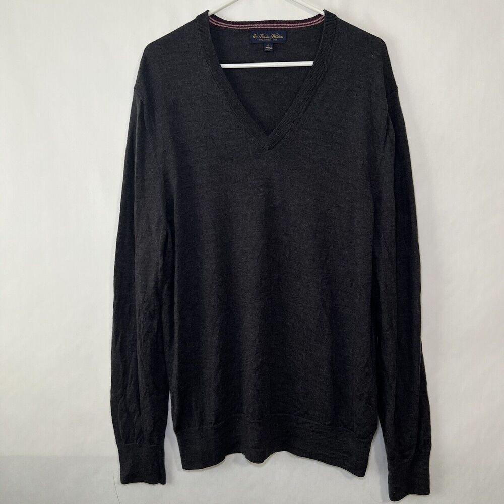 Brooks Brothers 100% Merino Wool V Neck Sweater Mens Size XL Gray Long Sleeve